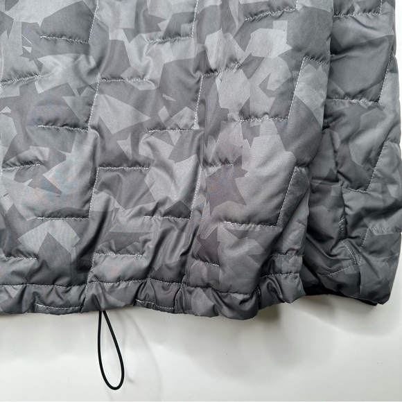 Helly Hansen Men's LIFALOFT™ Hooded Insulator Jacket in Charcoal Camo Size Small - Picture 11 of 15